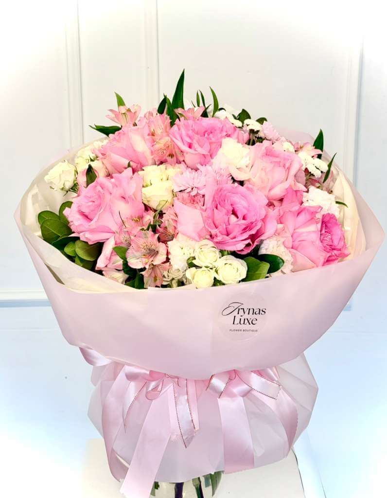Mixed Flower Bouquet – Roses, Chrysanthemums & Alstroemeria
