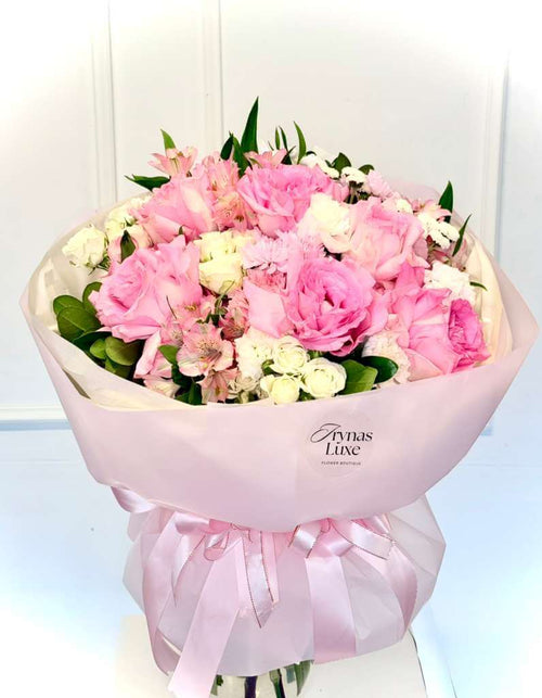 Mixed Flower Bouquet – Roses, Chrysanthemums & Alstroemeria